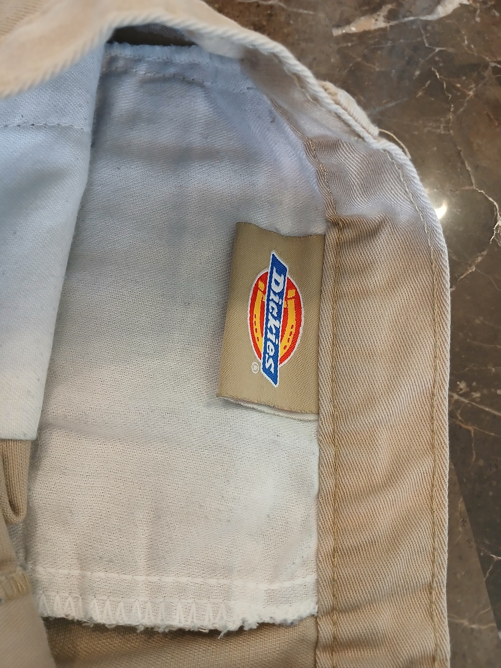 Dickies Men's Beige Flat-Front Chino Shorts - Picture 3 of 6